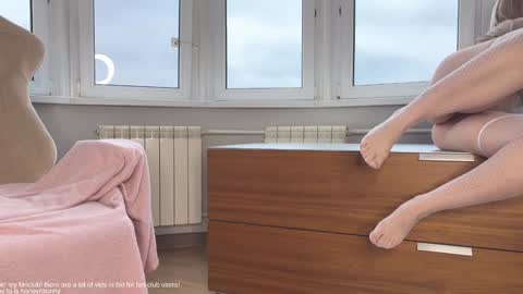 Jenyanew vid how I squirt in forest in bio online show from 11/03/25, 10:05