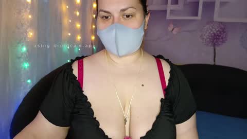 Alexa and Oscar online show from 04/12/26, 04:56