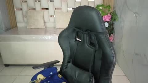 Snapshot of honey_torres_sub chatting on 05/07/26, 01:38 HONEY online show from 05/07/26, 01:38