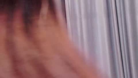 Snapshot of honey_yani chatting on 12/23/24, 11:49 yani online show from 12/23/24, 11:49