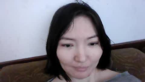 Snapshot of honey_yuzu chatting on 05/30/26, 05:37 honey_yuzu online show from 05/30/26, 05:37