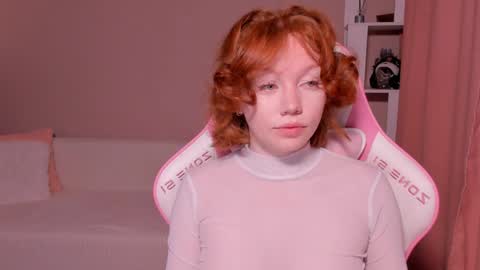 Snapshot of honeyautumn chatting on 01/19/25, 11:53 honeyautumn online show from 01/19/25, 11:53