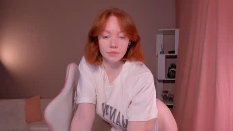 Snapshot of honeyautumn chatting on 02/28/25, 12:54 honeyautumn online show from 02/28/25, 12:54