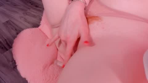 Snapshot of honeyautumn chatting on 03/01/25, 03:43 honeyautumn online show from 03/01/25, 03:43