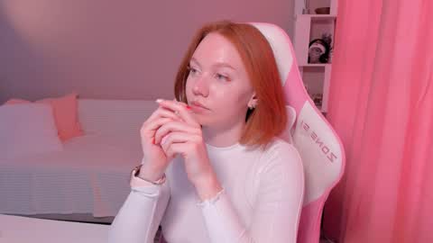 Snapshot of honeyautumn chatting on 03/03/25, 06:37 honeyautumn online show from 03/03/25, 06:37