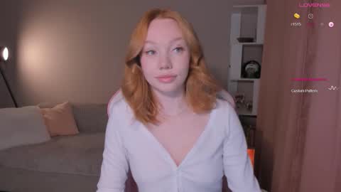 Snapshot of honeyautumn chatting on 10/10/25, 10:31 honeyautumn online show from 10/10/25, 10:31