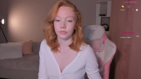 Snapshot of honeyautumn chatting on 10/11/25, 10:08 honeyautumn online show from 10/11/25, 10:08