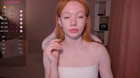 Snapshot of honeyautumn chatting on 11/14/25, 10:40 honeyautumn online show from 11/14/25, 10:40