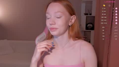 Snapshot of honeyautumn chatting on 11/28/25, 11:40 honeyautumn online show from 11/28/25, 11:40