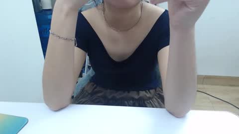 honeybaby2k online show from 11/25/25, 02:44