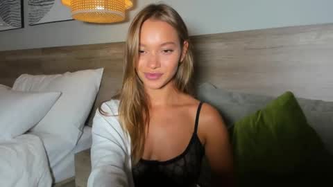 Kira  Instagram asaphoney   Fansly asaphoney  online show from 04/23/26, 10:58