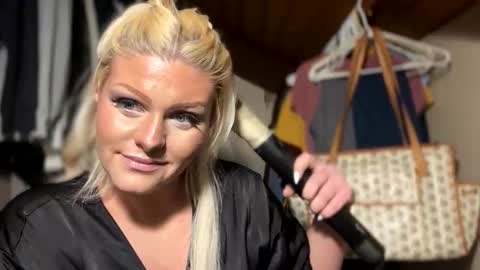 honeybuhnny online show from 02/21/26, 02:23