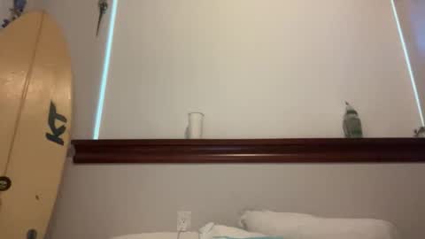 Snapshot of honeybun_z chatting on 12/14/25, 06:34 honeybun_z online show from 12/14/25, 06:34