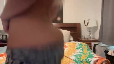 honeybun_z online show from 03/30/26, 08:21