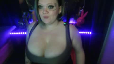 honeychambers online show from 04/07/26, 12:33