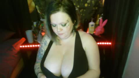 honeychambers online show from 04/20/26, 11:17
