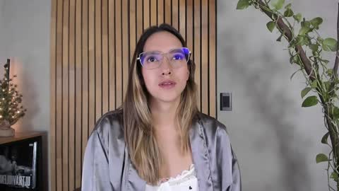 Snapshot of honeyhot69__ chatting on 12/08/24, 10:41 Sofia independent model online show from 12/08/24, 10:41