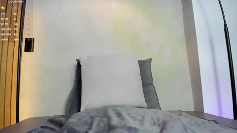 Snapshot of honeyhot69__ chatting on 01/12/25, 11:17 Sofia independent model online show from 01/12/25, 11:17