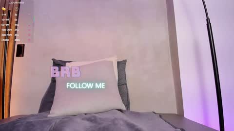 Snapshot of honeyhot69__ chatting on 01/20/25, 11:24 Sofia independent model online show from 01/20/25, 11:24