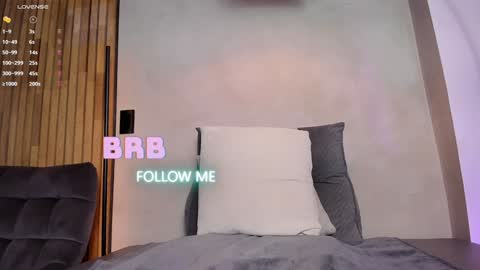 Snapshot of honeyhot69__ chatting on 01/26/25, 11:39 Sofia independent model online show from 01/26/25, 11:39