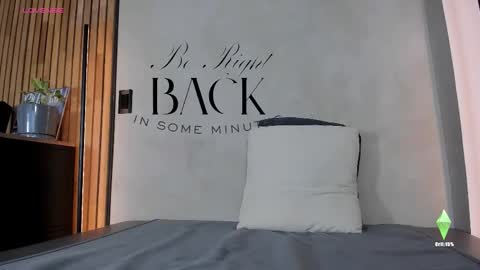 Sofia independent model online show from 11/08/25, 11:32