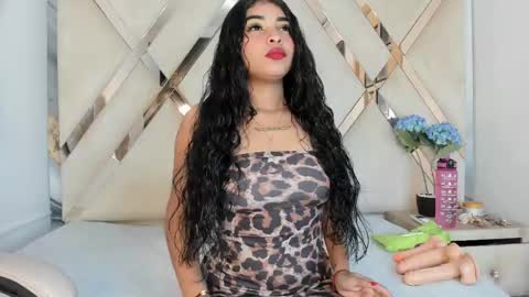 honeyht online show from 05/23/26, 12:20