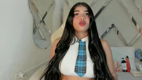 honeyht online show from 06/07/26, 12:31