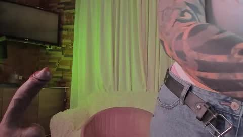 Alexia online show from 03/25/26, 11:05