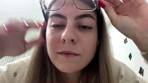 Anna online show from 06/18/26, 07:40