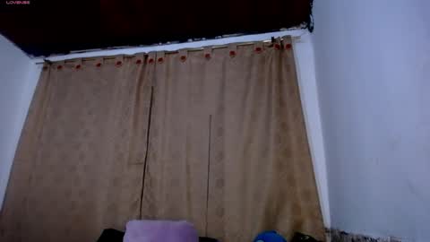 Victoria online show from 04/11/26, 08:18