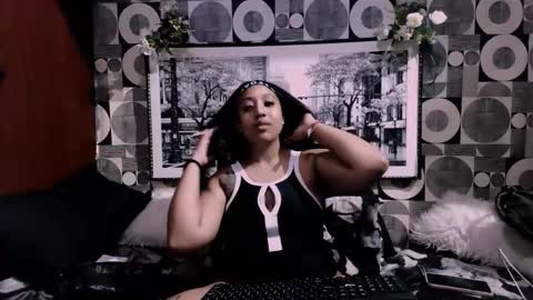 honeyrae01 online show from 02/05/26, 06:01