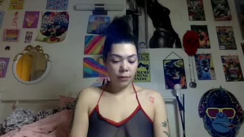 Snapshot of honeyruby chatting on 12/17/25, 02:23 Ruby Sparks online show from 12/17/25, 02:23