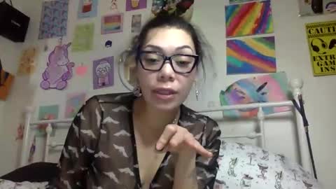 Snapshot of honeyruby chatting on 01/13/26, 04:34 Ruby Sparks online show from 01/13/26, 04:34