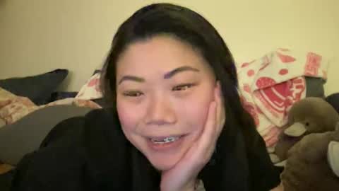 Snapshot of honeysunshineneko chatting on 02/09/26, 05:44 HoneySunshineNeko online show from 02/09/26, 05:44