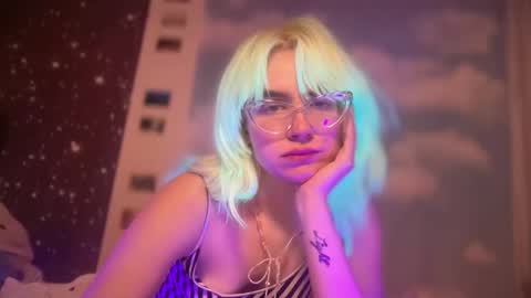 Emi Rose online show from 01/17/26, 06:07