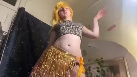 Emi Rose online show from 04/21/26, 01:29