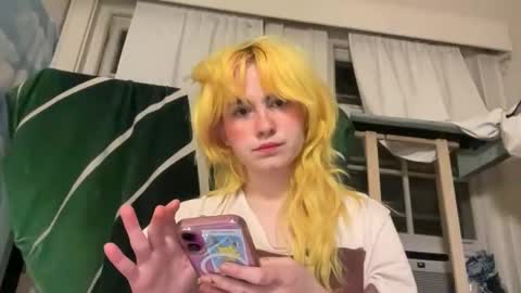Emi Rose online show from 04/27/26, 03:04