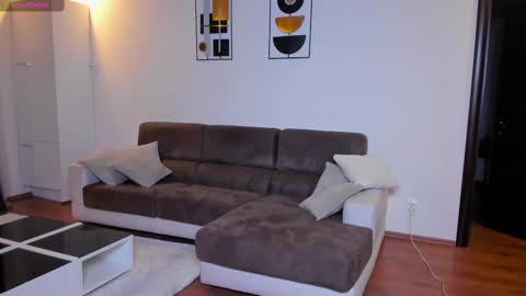 honeyybunnyy69 online show from 02/17/25, 11:20