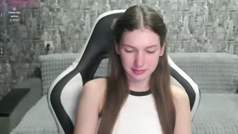 Nancy online show from 09/25/25, 01:04