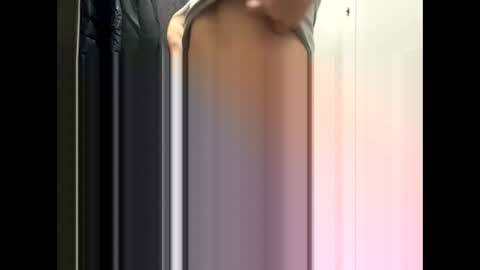 Snapshot of hongo4207 chatting on 11/27/25, 09:28 hongo4207 online show from 11/27/25, 09:28