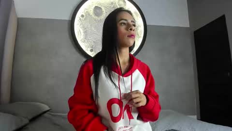 Snapshot of honnyy_23 chatting on 11/20/25, 08:08 honnyy_23 online show from 11/20/25, 08:08