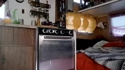 Snapshot of hoodoou chatting on 01/19/26, 12:25 hoodoou online show from 01/19/26, 12:25