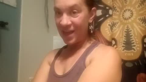 hoodoou online show from 07/11/26, 10:22