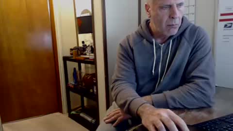 Jayson online show from 04/05/26, 01:19