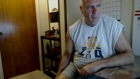 Snapshot of hoosierdadddy4u chatting on 06/28/26, 12:00 Jayson online show from 06/28/26, 12:00