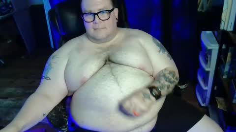 Snapshot of hoosierdaddyxl chatting on 05/29/26, 05:22 Sir online show from 05/29/26, 05:22