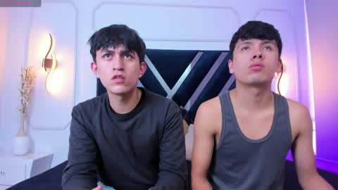 hoot_booys_ online show from 03/31/26, 08:20