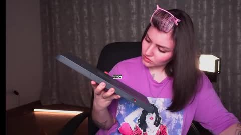 Karina online show from 04/05/26, 12:13