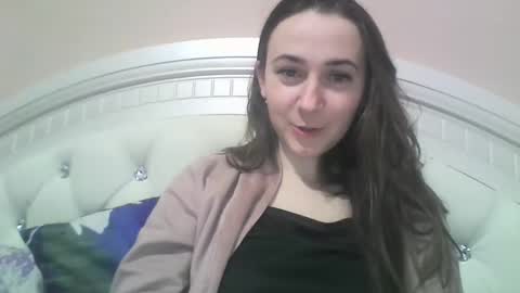 Snapshot of hootloove69 chatting on 02/01/25, 10:02 hootloove69 online show from 02/01/25, 10:02