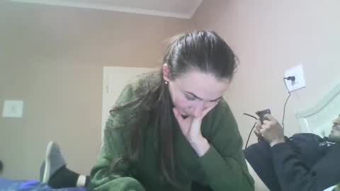 Snapshot of hootloove69 chatting on 03/10/25, 06:12 hootloove69 online show from 03/10/25, 06:12